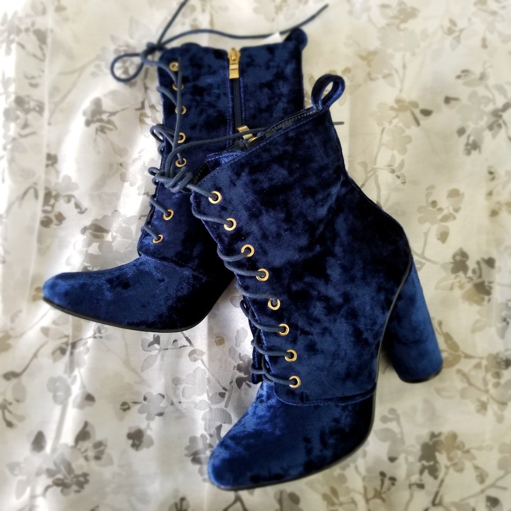 CATHERINE MALANDRINO💋 Royal Blue Velvet Boots 8.5